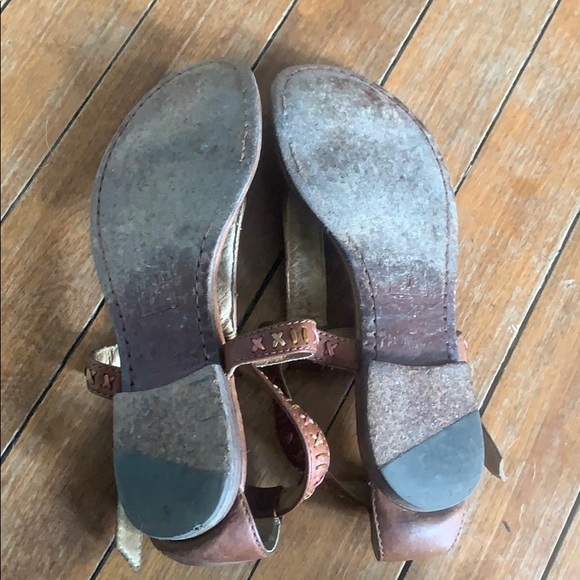 Frye Leather Thong Sandals - Picture 5 of 5